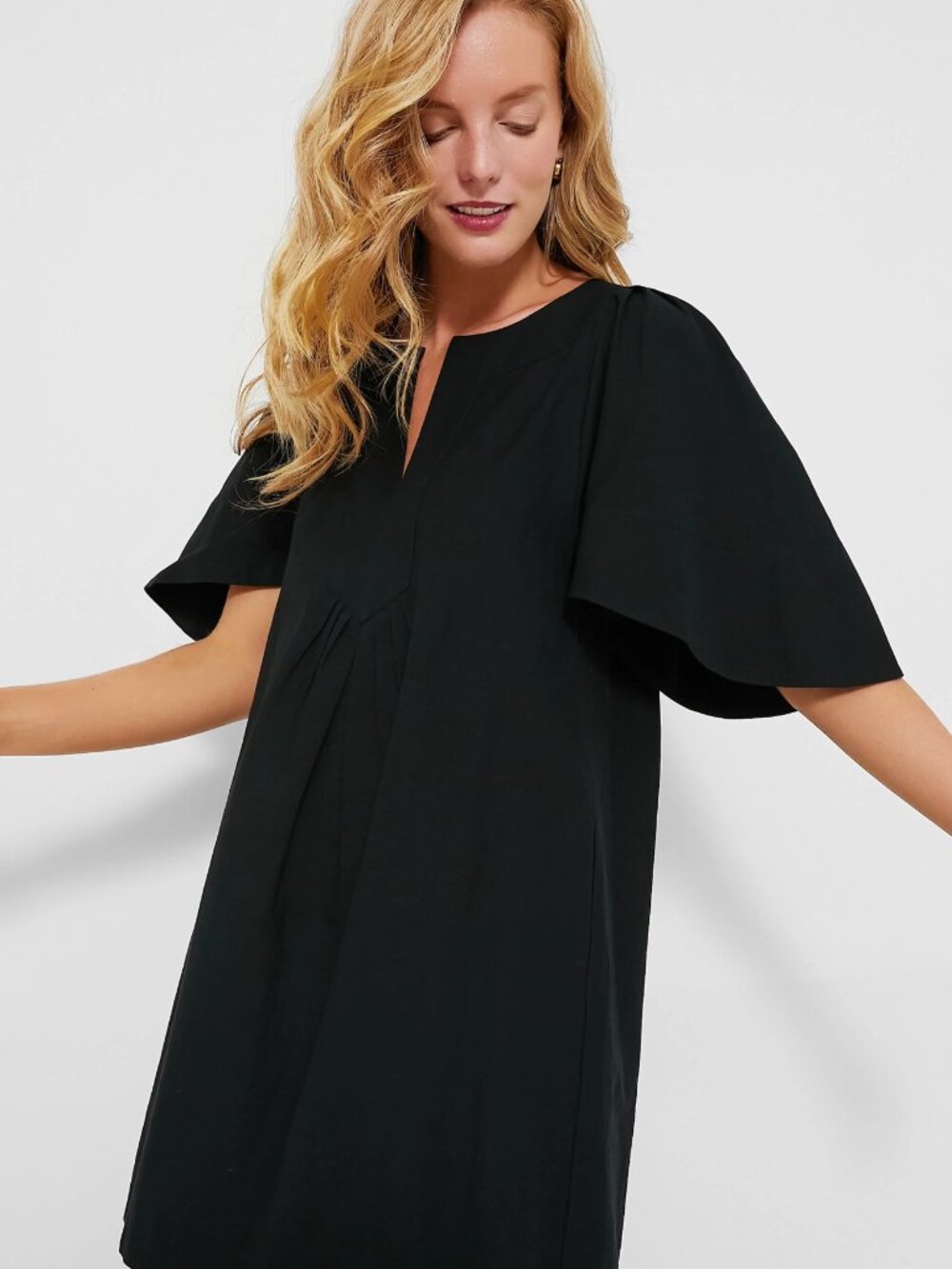 Pomander Place Black Flutter-Sleeve Midi Dress - Picture 3 of 8
